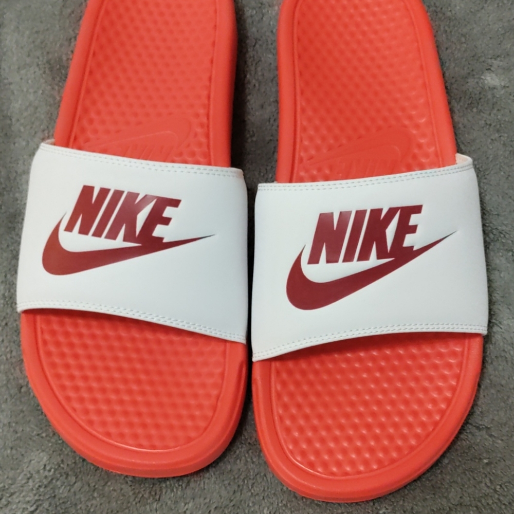 Red and White NWOT Nike Slides